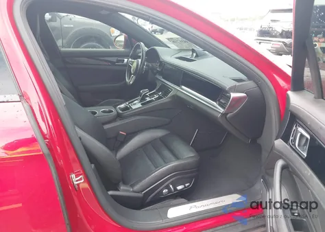 2017 Porsche Panamera 4 z USA, uszkodzony, nr VIN WP0AA2A77HL101488